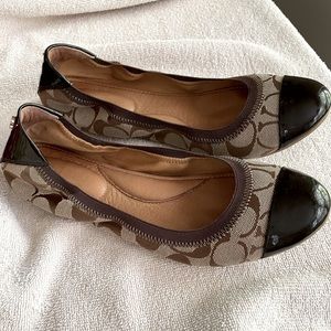 Coach Flats (Wanda)